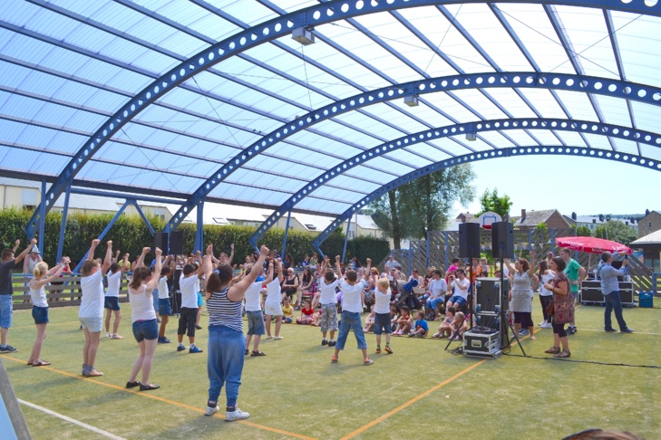 Une fête torride au Quartier des Balances à Salzinnes Une fête torride au Quartier des Balances à Salzinnes