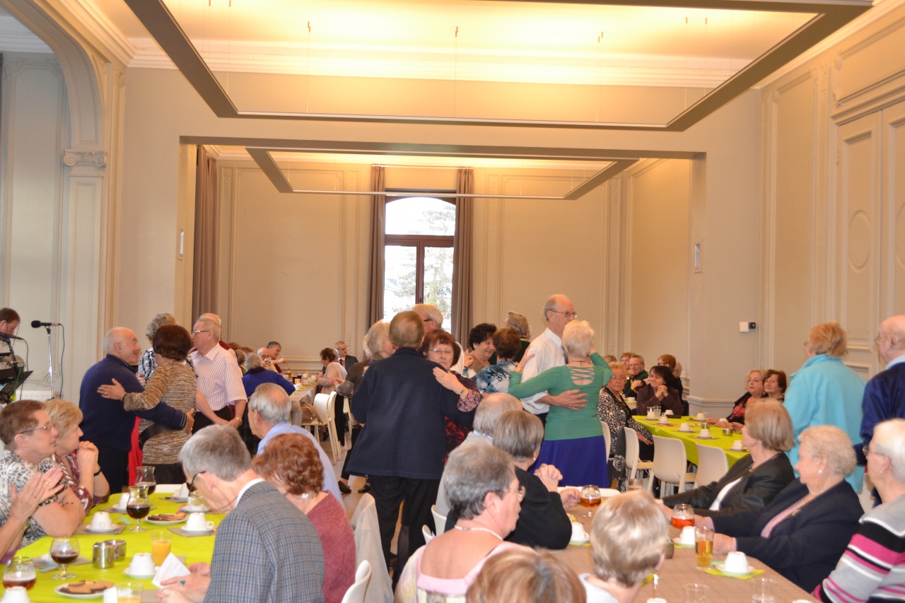 RDV Proximite_JambesAmee_01